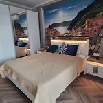 амира за гости - Amira Burgas