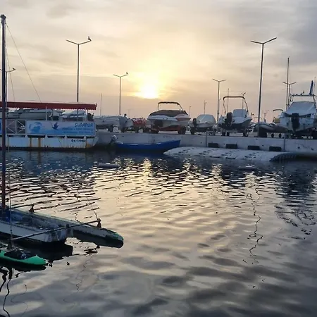 Daire амира за гости - Amira Guest