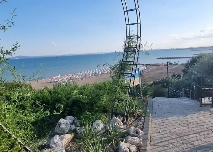 амира за гости - Amira Guest Apartamento Burgas